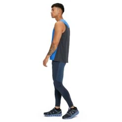 On | Men's Performance Tights - Navy -Sportswear Sale Shop 1MD10130856 M On PerformanceTights sidefullbody