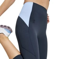 On | Women's Movement 3/4 Tights - Navy -Sportswear Sale Shop 1WD10230900 W On Movement34Tight detail