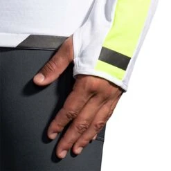 Brooks | Men's Run Visible Thermal Hoodie -Sportswear Sale Shop 211411134 M Brooks RunVisibleThermalHoodie sleeves