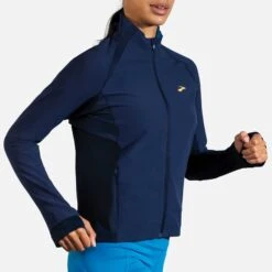 Brooks | Women's Fusion Hybrid Jacket -Sportswear Sale Shop 221499 491 MV Fusion Hybrid Jacket
