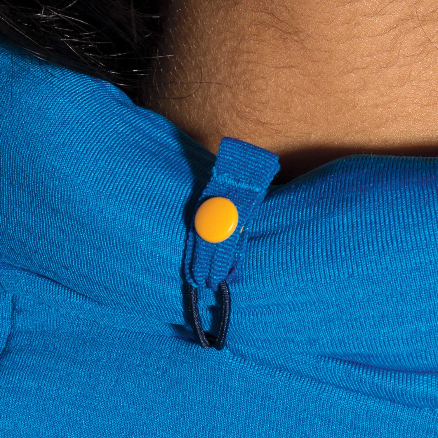 Brooks | Women's Notch Thermal Hoodie 7 Brooks | Women's Notch Thermal Hoodie - Image 7