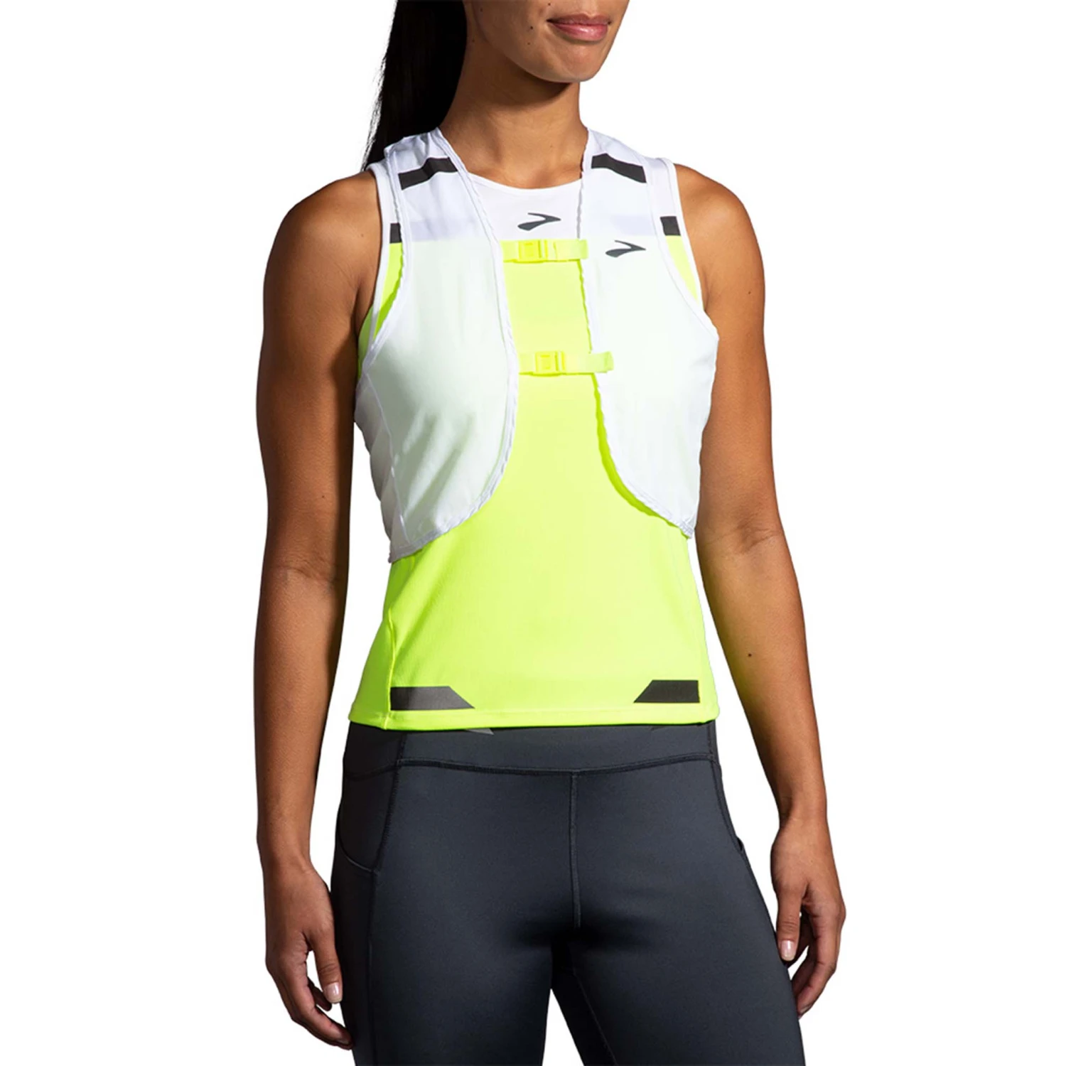 Brooks | Women's Run Visible Convertible Jacket 5 Brooks | Women's Run Visible Convertible Jacket - Image 5