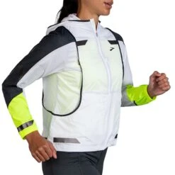 Brooks | Women's Run Visible Convertible Jacket 15 Brooks | Women's Run Visible Convertible Jacket -Sportswear Sale Shop 221560134 W Brooks RunVisibleConvertibleJacket frontonbody