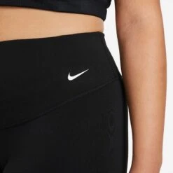 Nike | Women's One Dri-Fit MR 7 Inch Short 8 Nike | Women's One Dri-Fit MR 7 Inch Short -Sportswear Sale Shop DD0243 010 F nike One Dri Fit MR 7Inch Short wasit