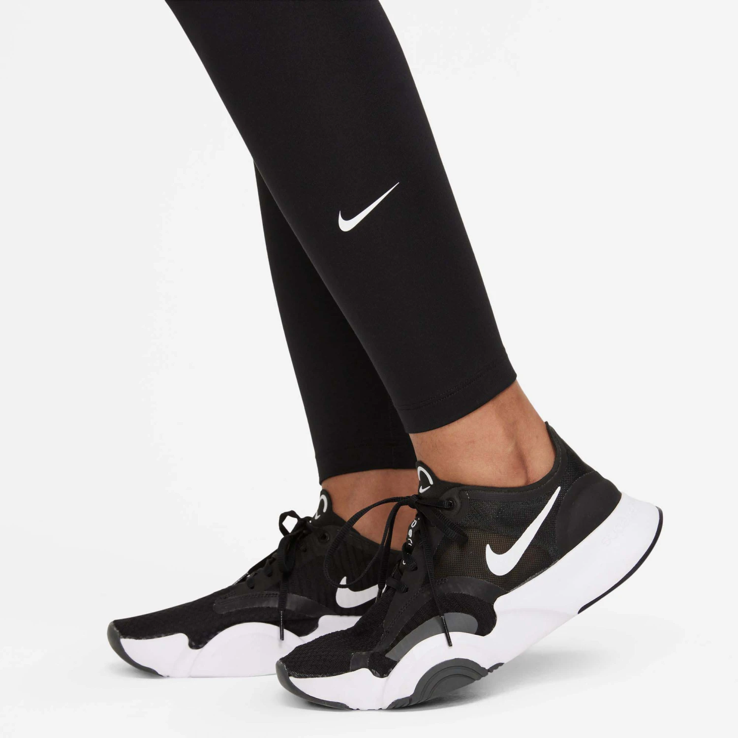 Nike | Women's One Therma-Fit MR Tight - Black 5 Nike | Women's One Therma-Fit MR Tight - Black - Image 5
