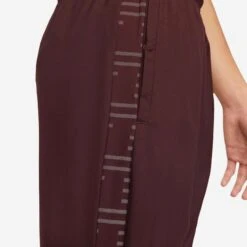 Nike | Men's DF Challenger Woven Flash Pant -Sportswear Sale Shop DD6003 652 M Nike DFChallengerWovenFlashPant closeside