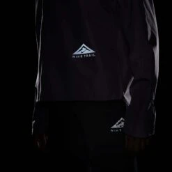 Nike | Women's Jacket GORE-TEX Infinium -Sportswear Sale Shop DM7565 501 W Nike JacketGORE TEXInfinium dark