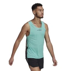 Adidas | Men's TERREX AGR Singlet GFX -Sportswear Sale Shop GL1205 M adidas agrsingletgfx modelwalking