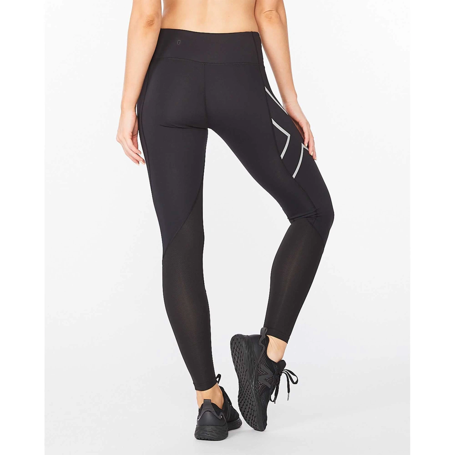 2XU | Women's Aero Vent Mid-Rise Compression Tights 2 2XU | Women's Aero Vent Mid-Rise Compression Tights - Image 2
