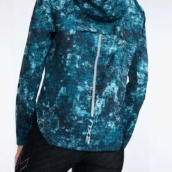 2XU | Women's Aero Jacket - Trailscape Blue 7 2XU | Women's Aero Jacket - Trailscape Blue -Sportswear Sale Shop WR6859aWTBSRF W 2XU AeroJacket backclose